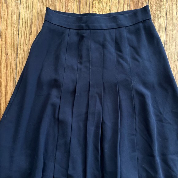 chanel pleated nautical navy stunning flattering skirt - Picture 4 of 5